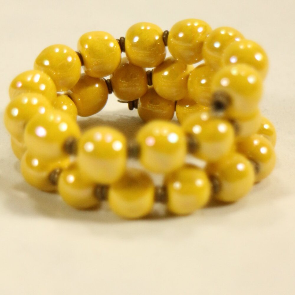 KAZURI BEADS Handmade Lemon Pearl Wraparound Bracelet OS - Picture 5 of 5